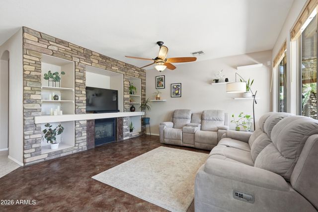 1889 E Lynx Place, Chandler, AZ 85249