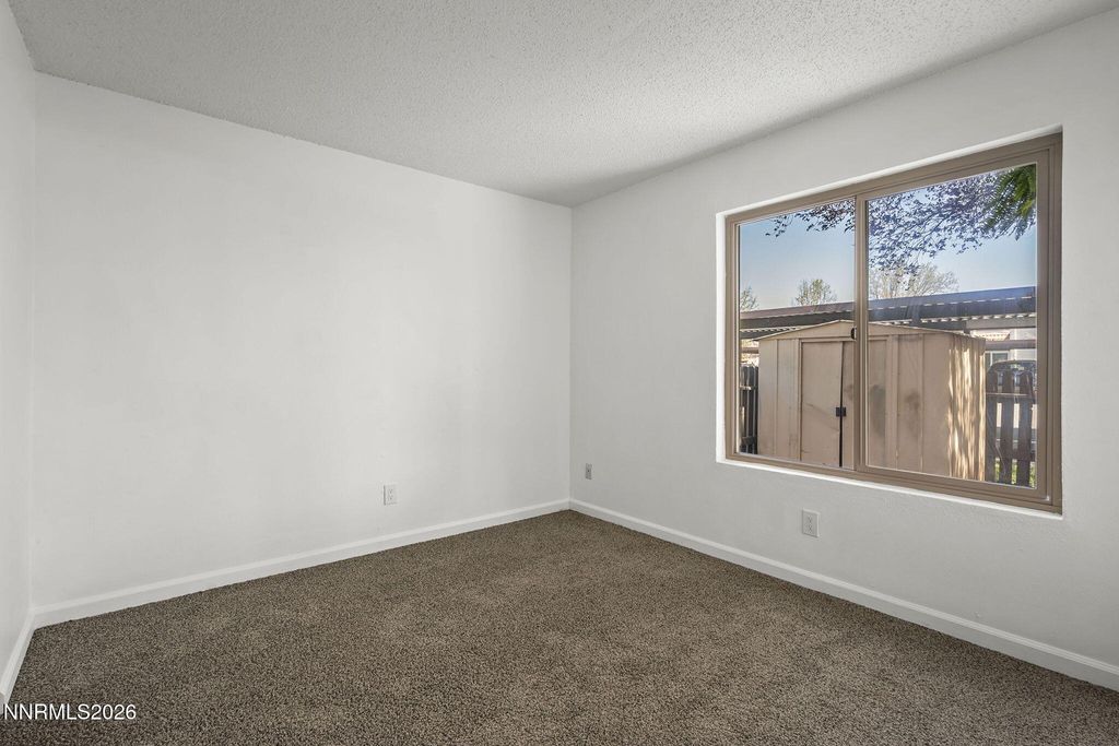 Image 20 of property listing at 1001 Baywood Drive C, Sparks, NV 89434