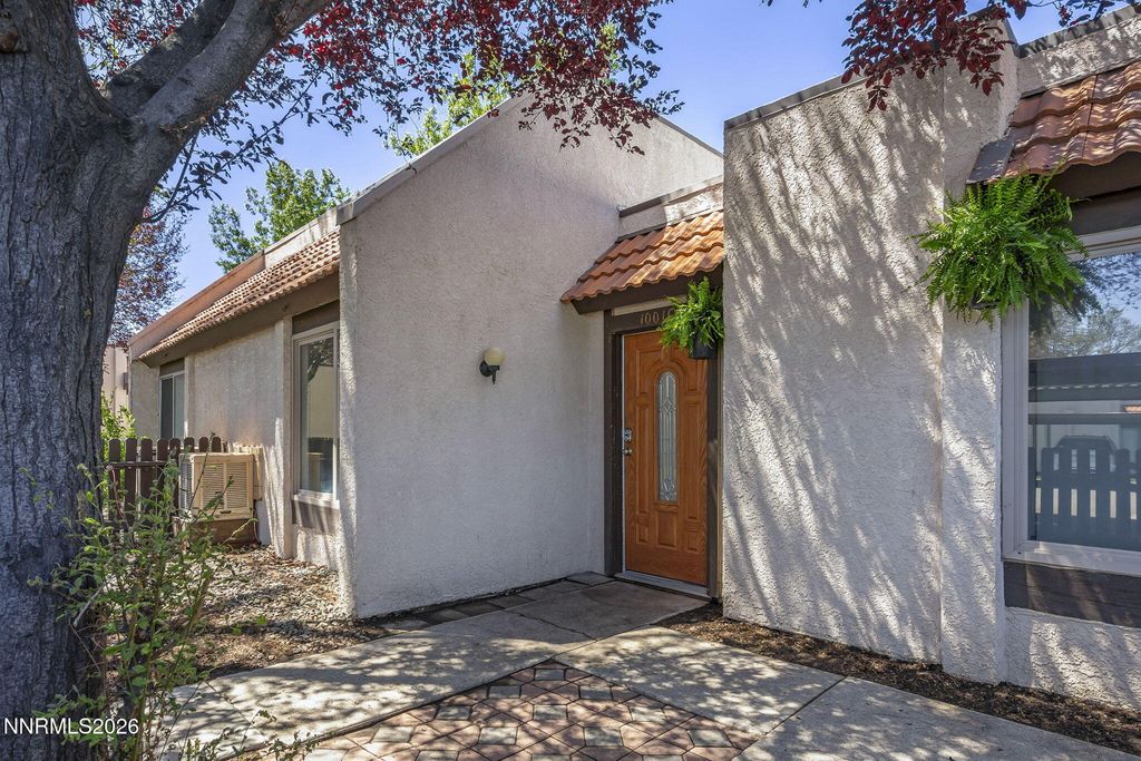 Image 22 of property listing at 1001 Baywood Drive C, Sparks, NV 89434