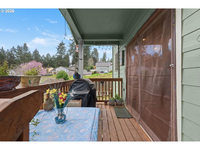 87977 10TH St, Veneta, OR 97487