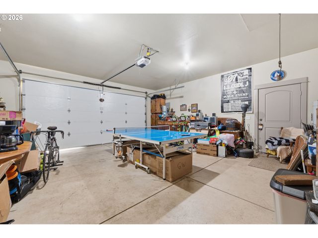 87977 10TH St, Veneta, OR 97487