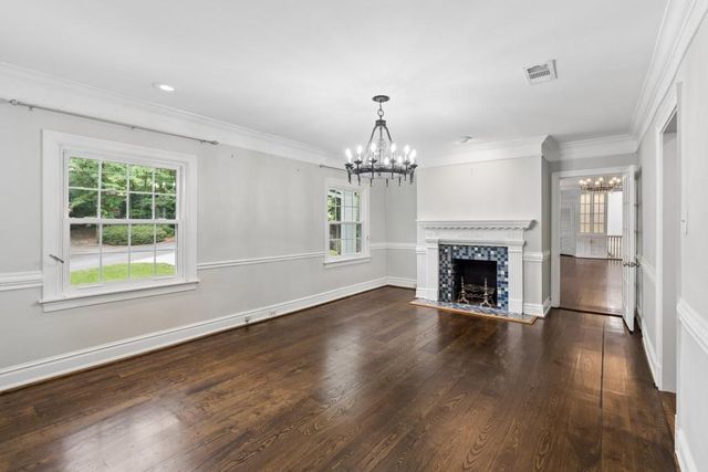 585 Idlewood Drive, Sandy Springs, GA 30327