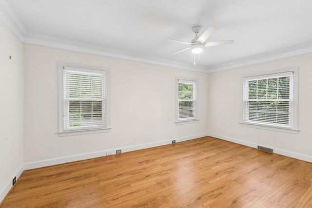 585 Idlewood Drive, Sandy Springs, GA 30327