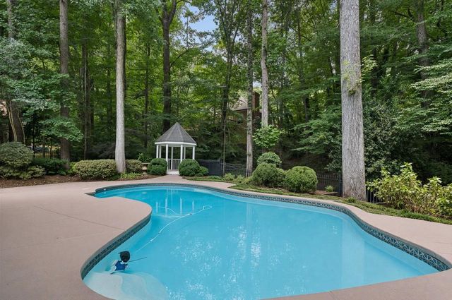 585 Idlewood Drive, Sandy Springs, GA 30327