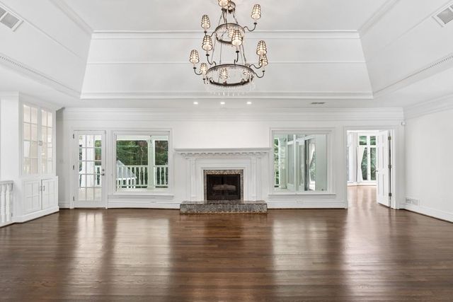 585 Idlewood Drive, Sandy Springs, GA 30327