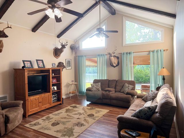 164 Mohican Dr., Georgetown, SC 29440