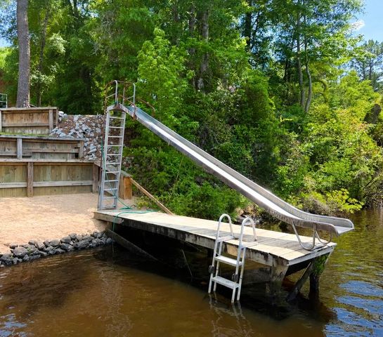 164 Mohican Dr., Georgetown, SC 29440