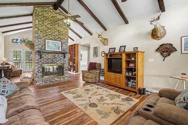 164 Mohican Dr., Georgetown, SC 29440