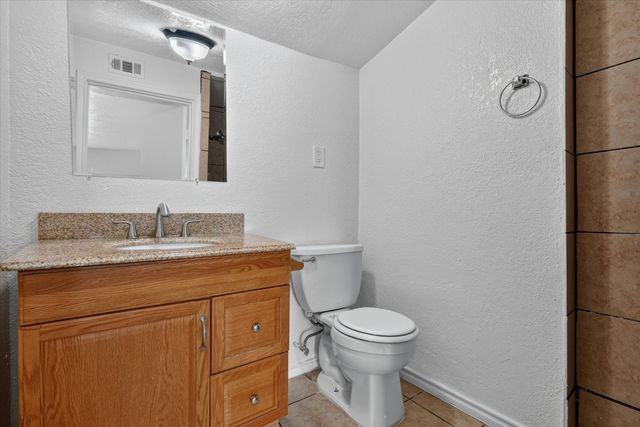 5301 Scoggins Street, Sansom Park, TX 76114