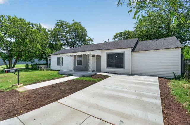 5301 Scoggins Street, Sansom Park, TX 76114