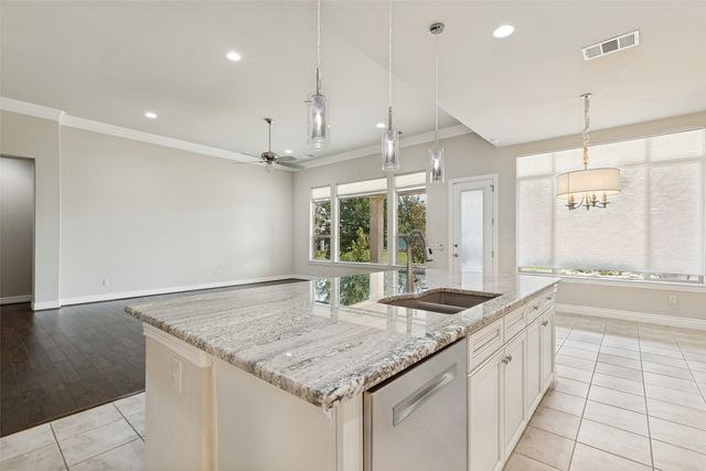 9805 Ironwood Drive, Denton, TX 76207