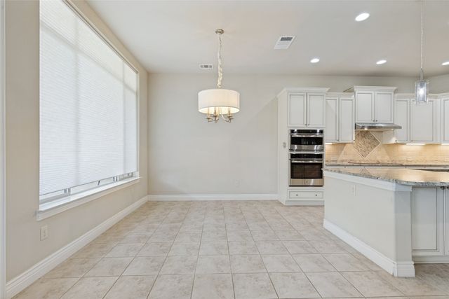9805 Ironwood Drive, Denton, TX 76207