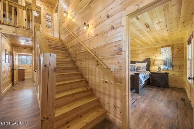 3213 Samuel Wear Drive, Sevierville, TN 37862