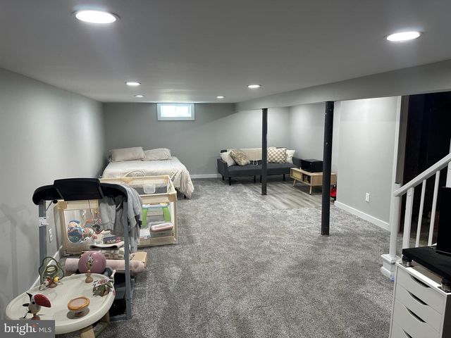 62 HINKLE DR, Bordentown, NJ 08505