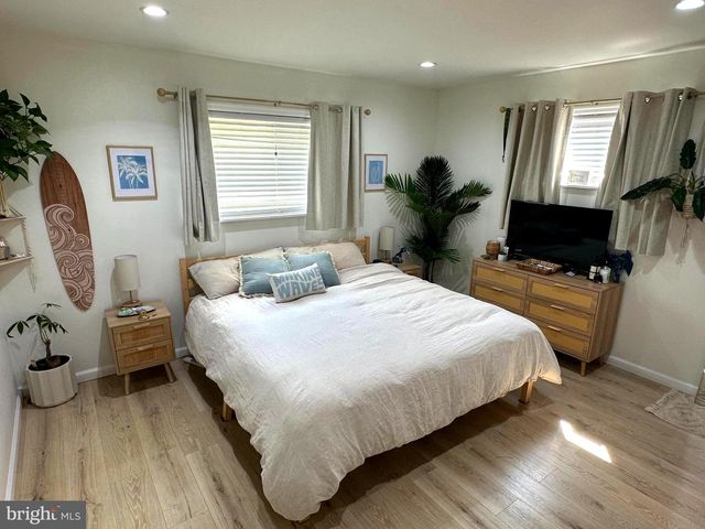 62 HINKLE DR, Bordentown, NJ 08505