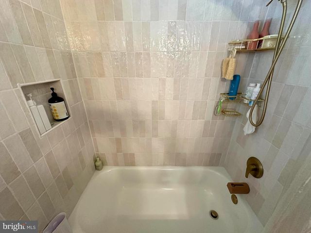 62 HINKLE DR, Bordentown, NJ 08505