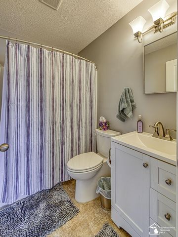 251 Midway Street, Dundee, MI 48131