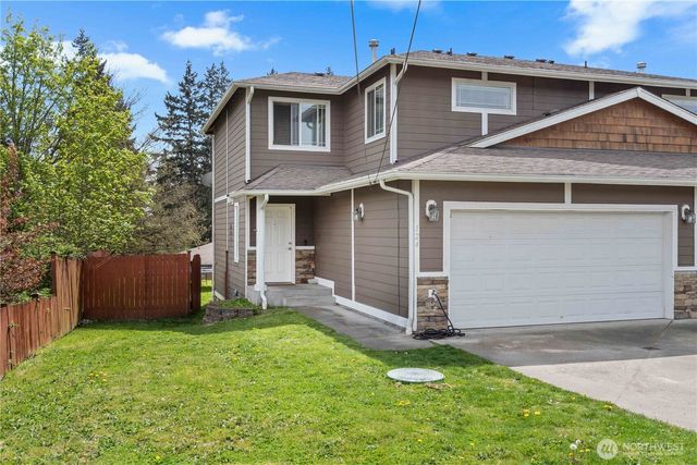 122 & 124 173rd Street E, Spanaway, WA 98387