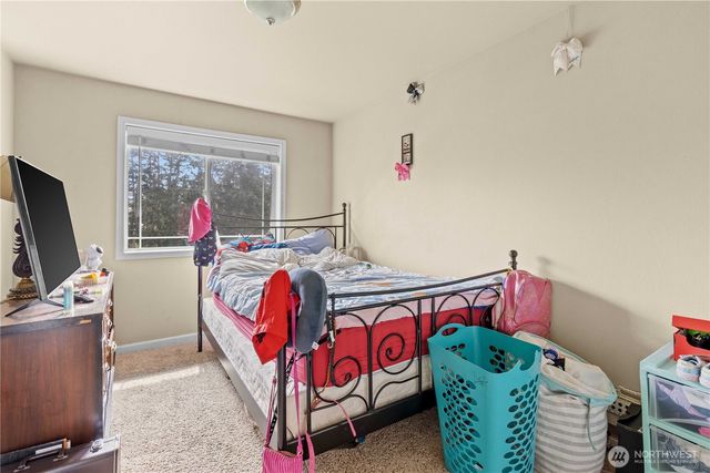 122 & 124 173rd Street E, Spanaway, WA 98387