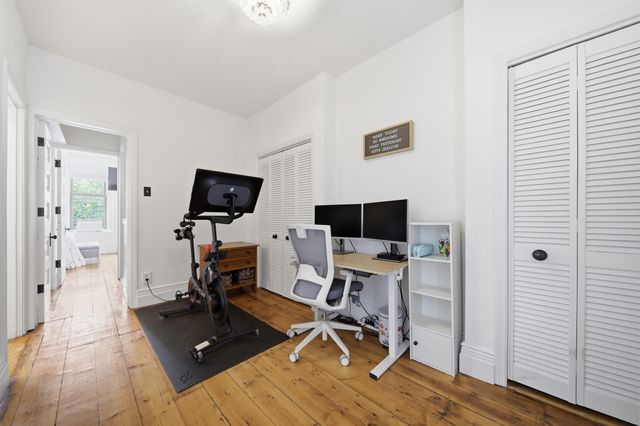 22 LAIDLAW AVE, Jc, Heights, NJ 07306