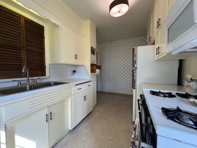 1806 Cleveland Street NE, Minneapolis, MN 55418