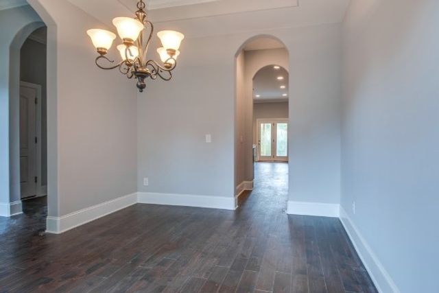 705 Harpeth Knoll Ct, Nashville, TN 37221