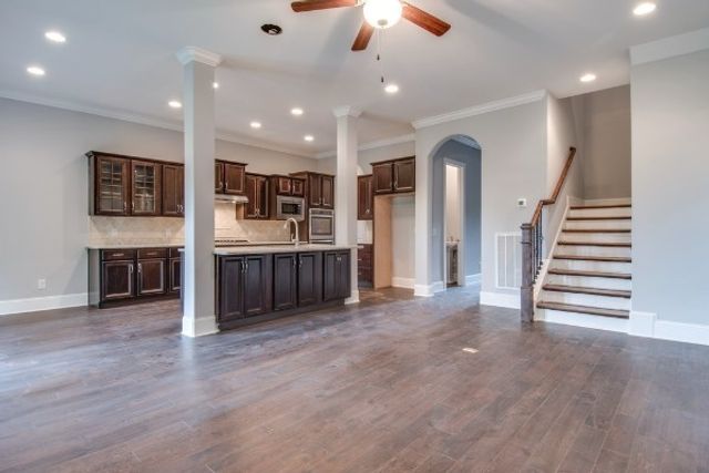 705 Harpeth Knoll Ct, Nashville, TN 37221