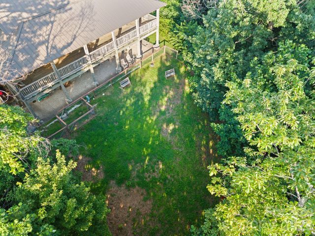 1915 Creston Drive, Black Mountain, NC 28711