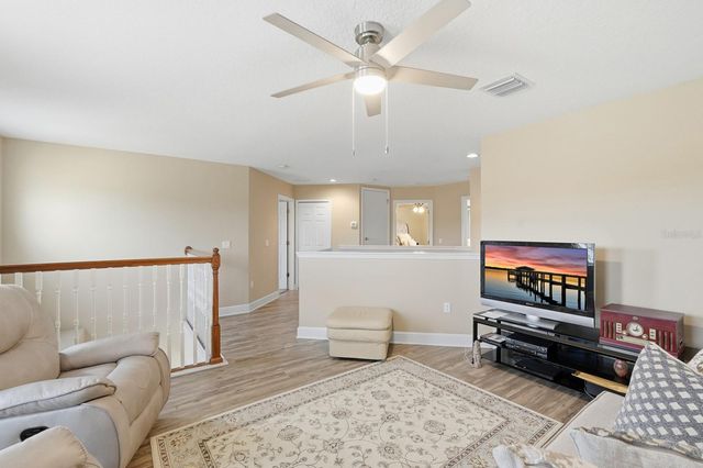 208 CRYSTAL RIDGE RD., Deland, FL 32720