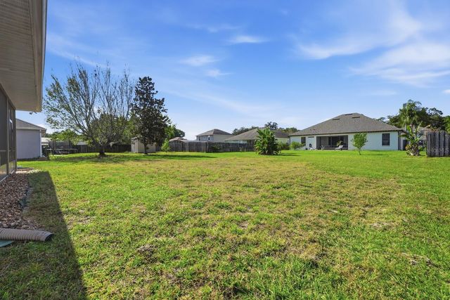 208 CRYSTAL RIDGE RD., Deland, FL 32720