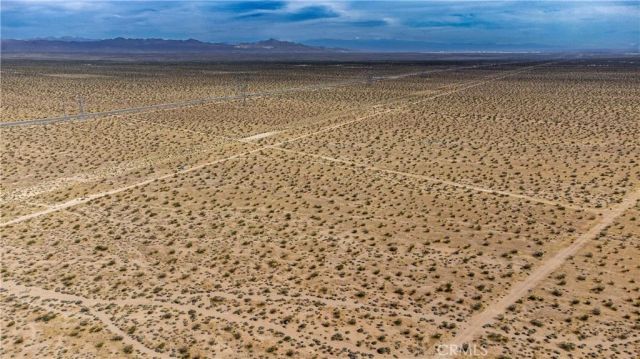 1 Vancouver, Adelanto, CA 92301