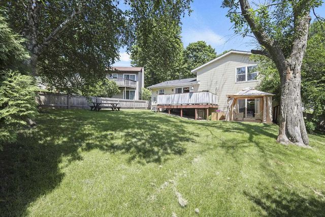 621 Seven Nations Drive, Madison, WI 53713