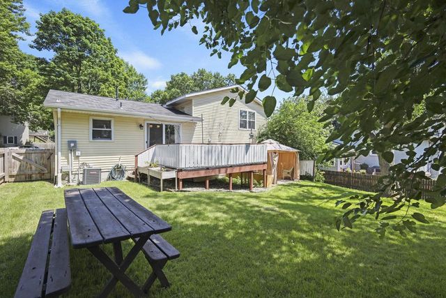 621 Seven Nations Drive, Madison, WI 53713
