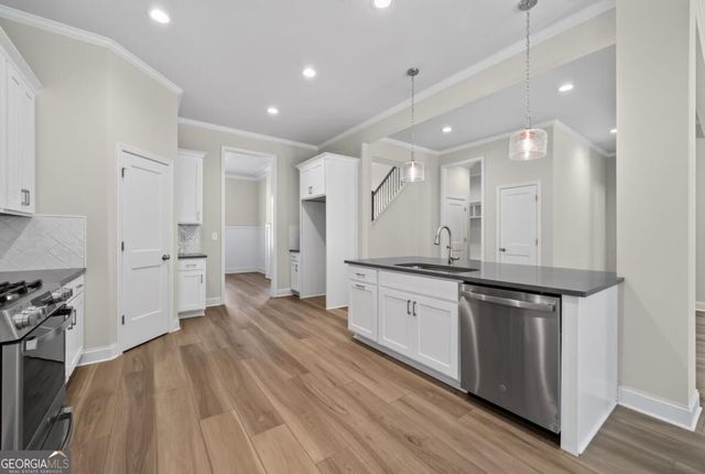 887 Bessie Court, Loganville, GA 30052