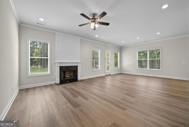 887 Bessie Court, Loganville, GA 30052