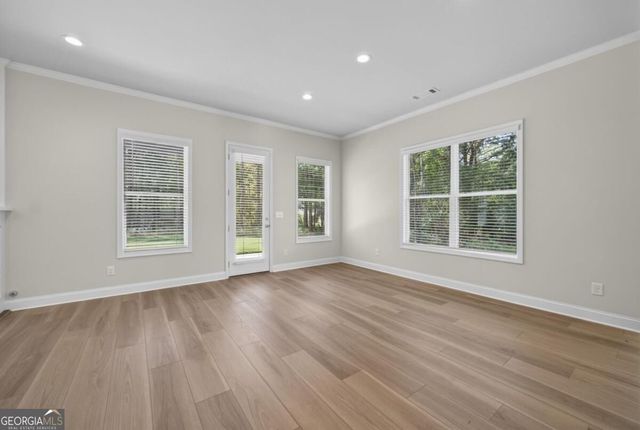 887 Bessie Court, Loganville, GA 30052