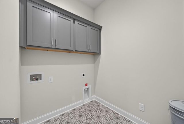 887 Bessie Court, Loganville, GA 30052