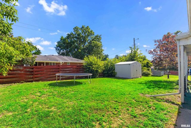 1310 MONROE Street, Pekin, IL 61554