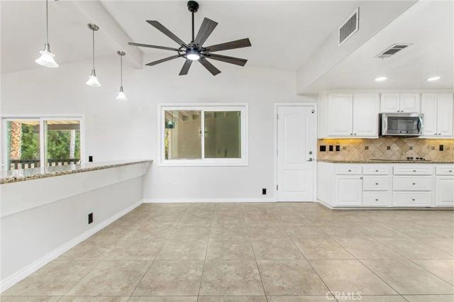 23584 Brook, Canyon Lake, CA 92587