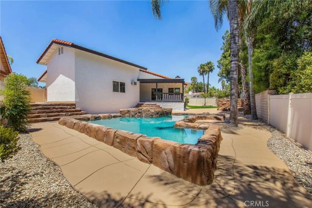 23584 Brook, Canyon Lake, CA 92587