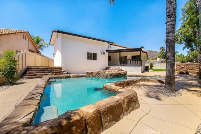 23584 Brook, Canyon Lake, CA 92587