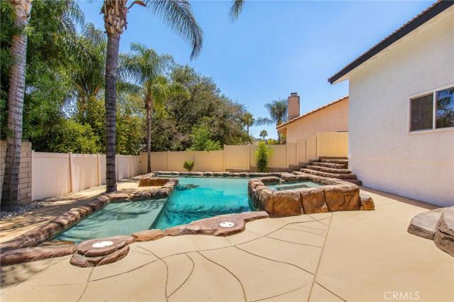 23584 Brook, Canyon Lake, CA 92587