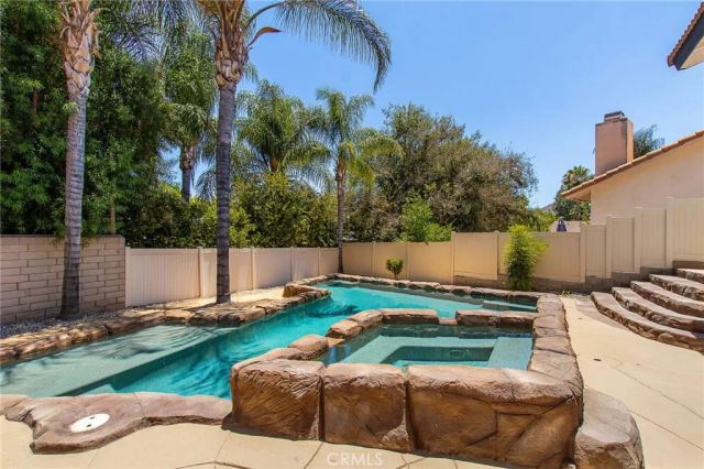 23584 Brook, Canyon Lake, CA 92587