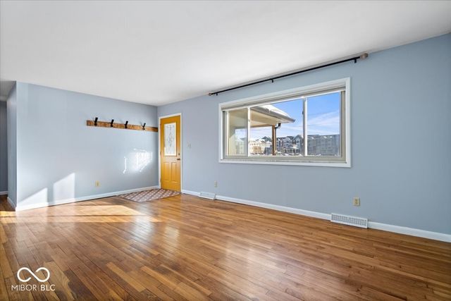 2114 N County Road 800 E, Avon, IN 46123