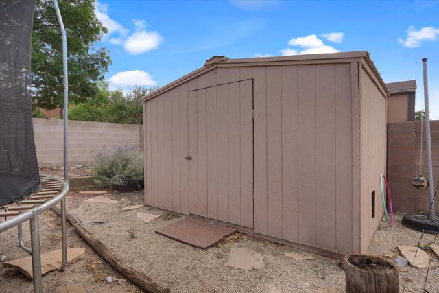 7701 Calle Meseta NE, Albuquerque, NM 87113