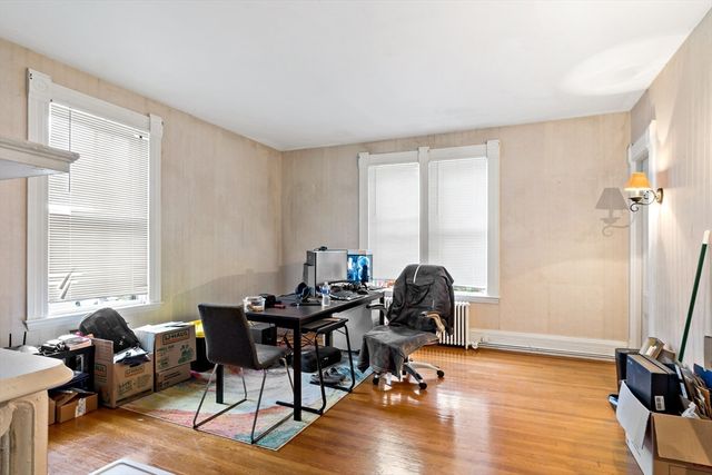 216 Prospect St, Fall River, MA 02720