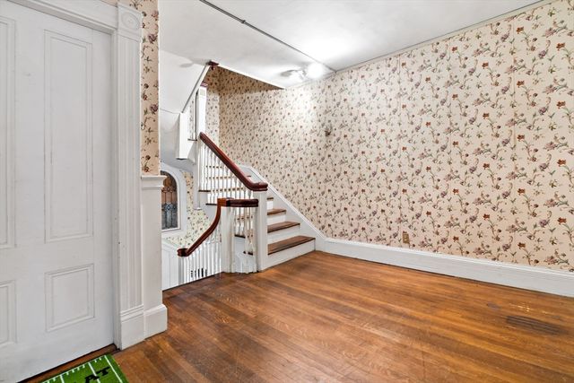 216 Prospect St, Fall River, MA 02720