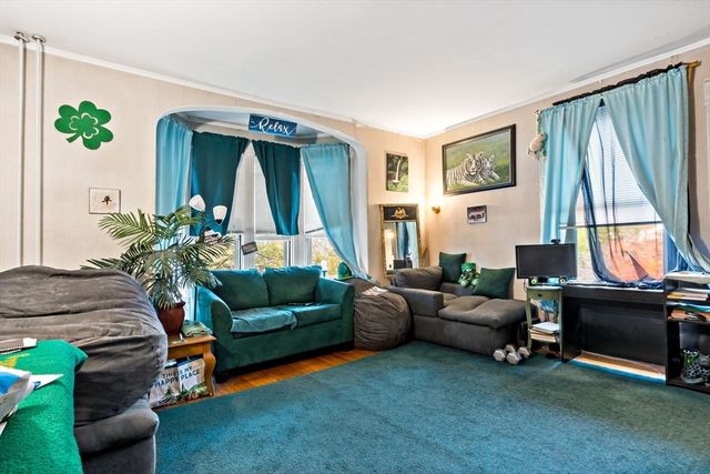 216 Prospect St, Fall River, MA 02720