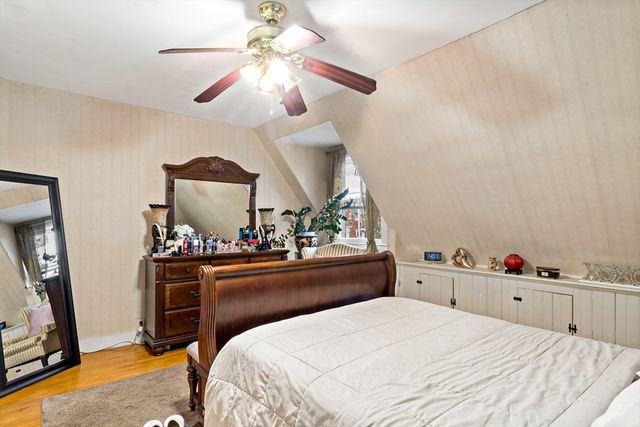 216 Prospect St, Fall River, MA 02720