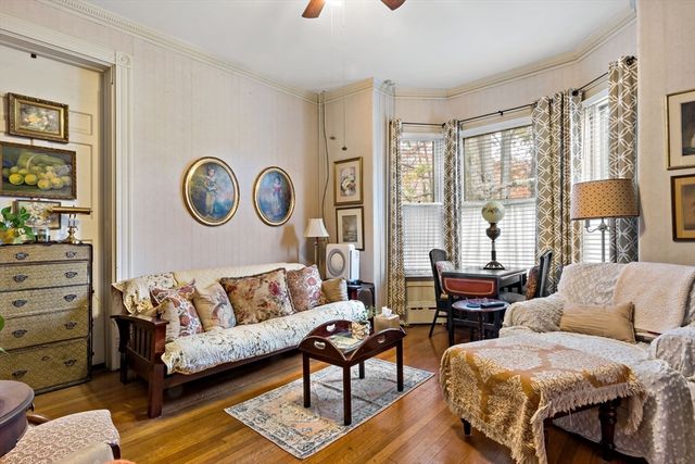 216 Prospect St, Fall River, MA 02720